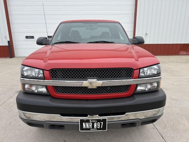 Image of Chevrolet 2500HD equipment image 2