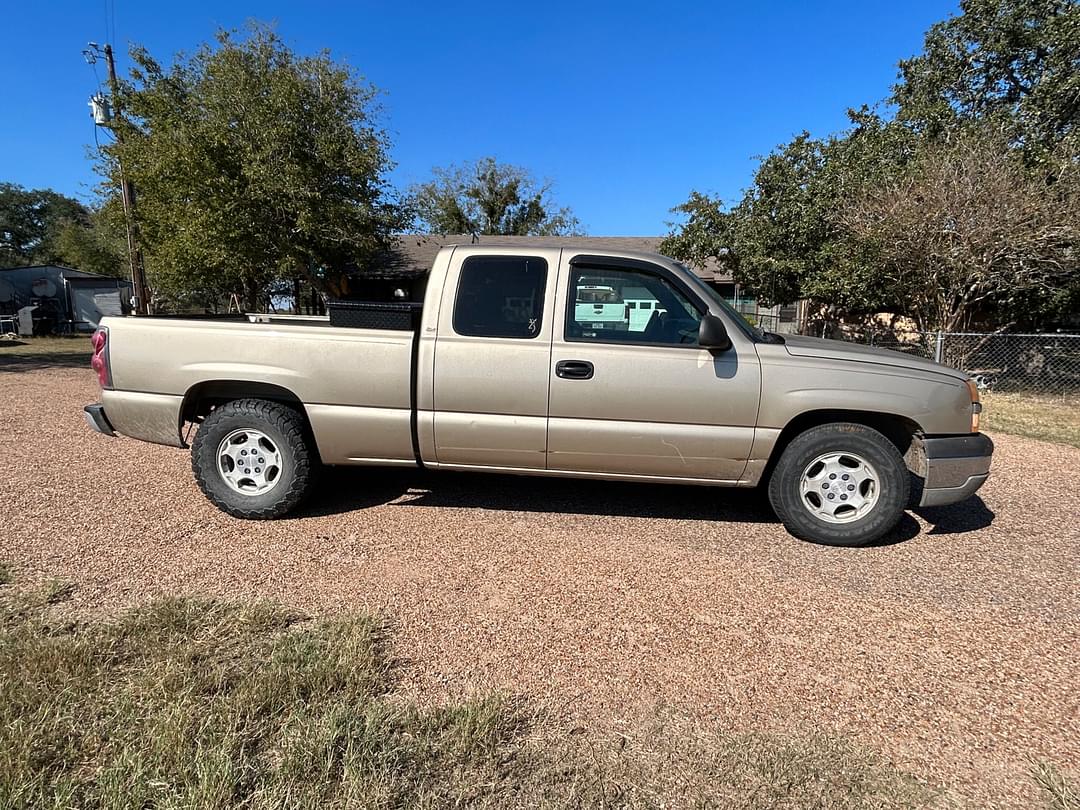 Image of Chevrolet 1500 Primary image