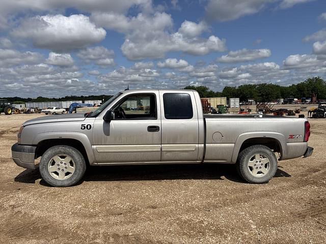 Image of Chevrolet 1500 equipment image 1