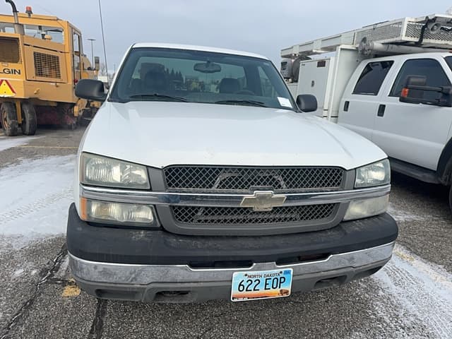 Image of Chevrolet 1500 equipment image 1
