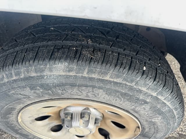 Image of Chevrolet 1500 equipment image 4