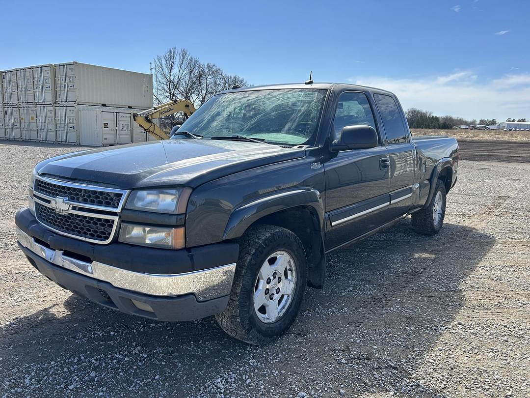 Image of Chevrolet 1500 Primary image
