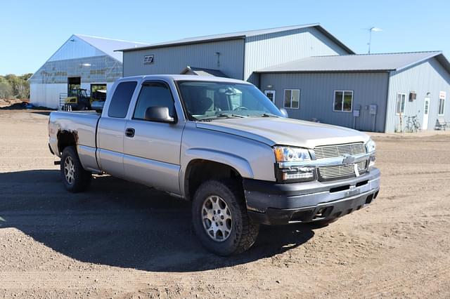 Image of Chevrolet 1500 equipment image 2