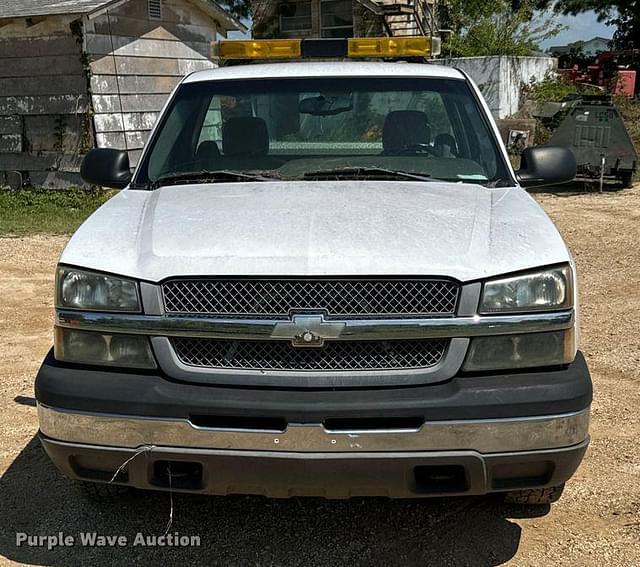 Image of Chevrolet 1500 equipment image 1