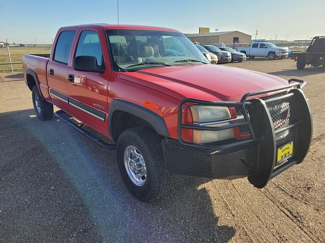 Image of Chevrolet 2500 equipment image 1
