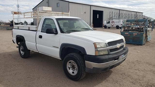 Image of Chevrolet 2500 equipment image 1