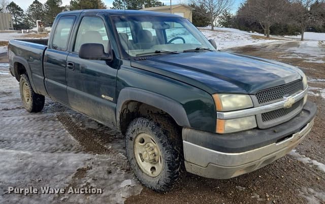 Image of Chevrolet 2500 equipment image 2