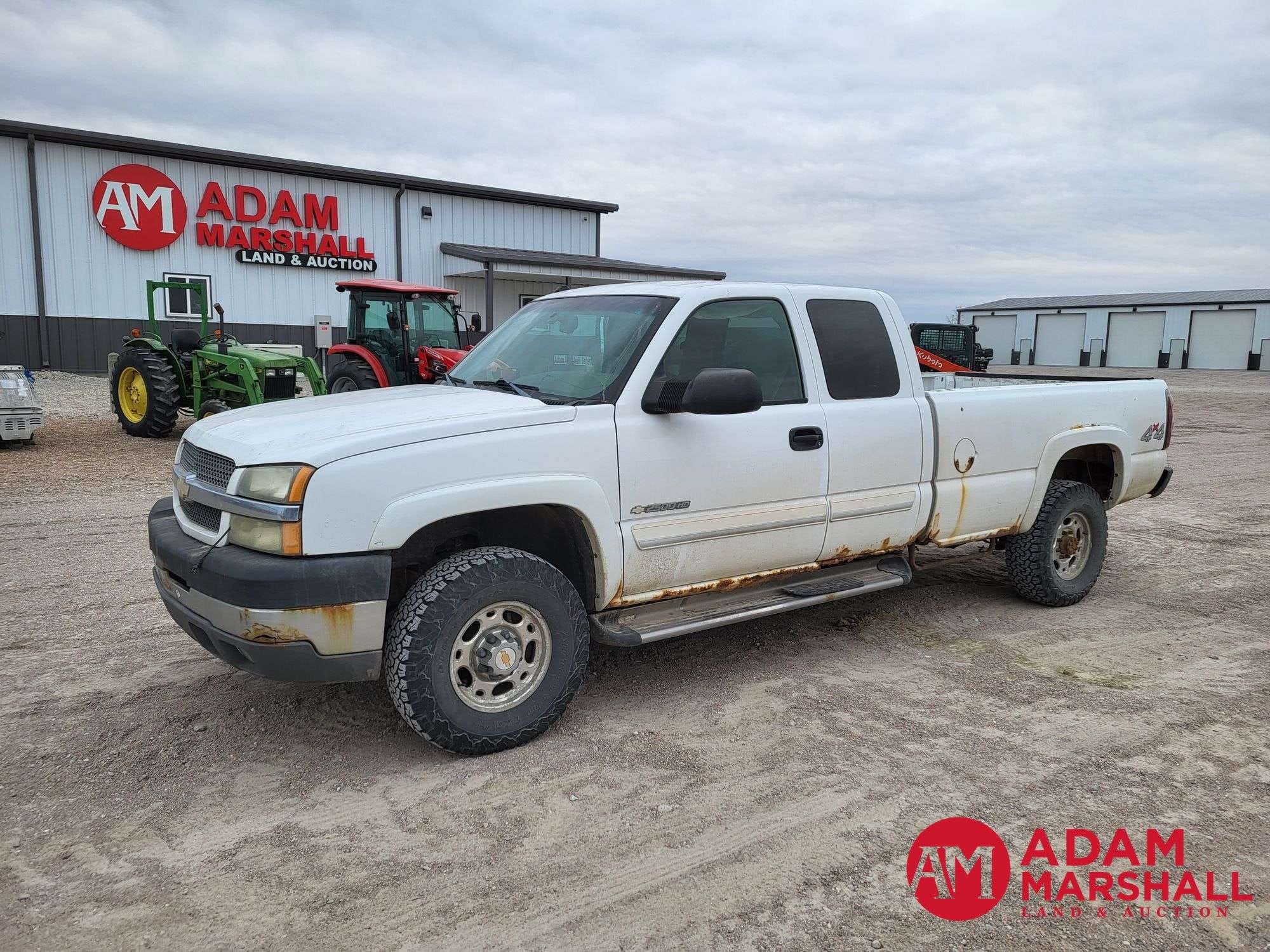 2004 Chevrolet 2500 Equipment Image0