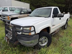 2004 Chevrolet 2500 Image