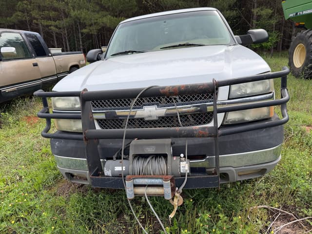 Image of Chevrolet 2500HD equipment image 2
