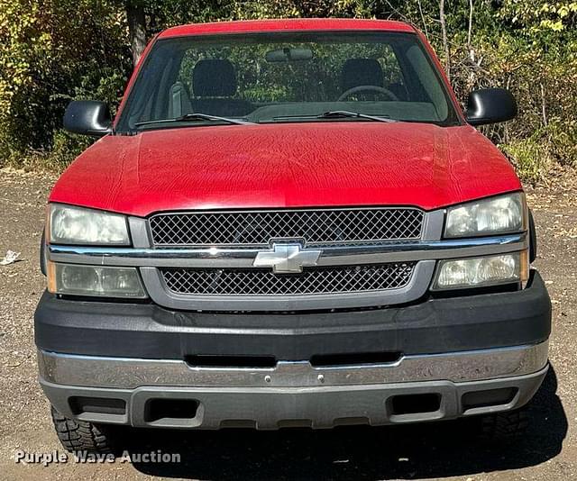 Image of Chevrolet 2500 equipment image 2