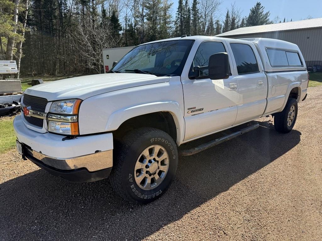 Image of Chevrolet 2500HD Primary image