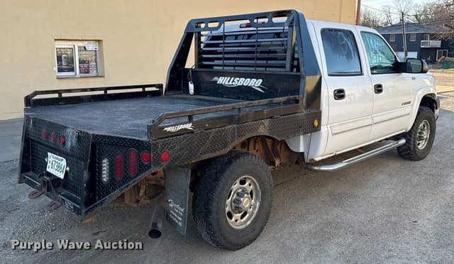 Image of Chevrolet 2500 equipment image 4