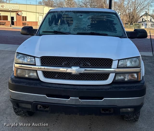 Image of Chevrolet 2500 equipment image 1