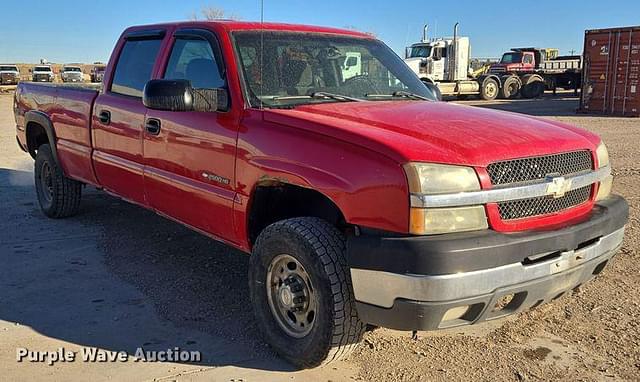 Image of Chevrolet 2500HD equipment image 2