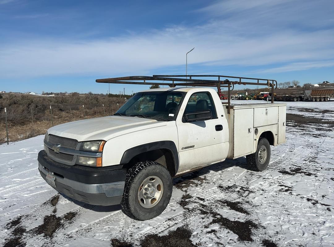 Image of Chevrolet 2500HD Primary image