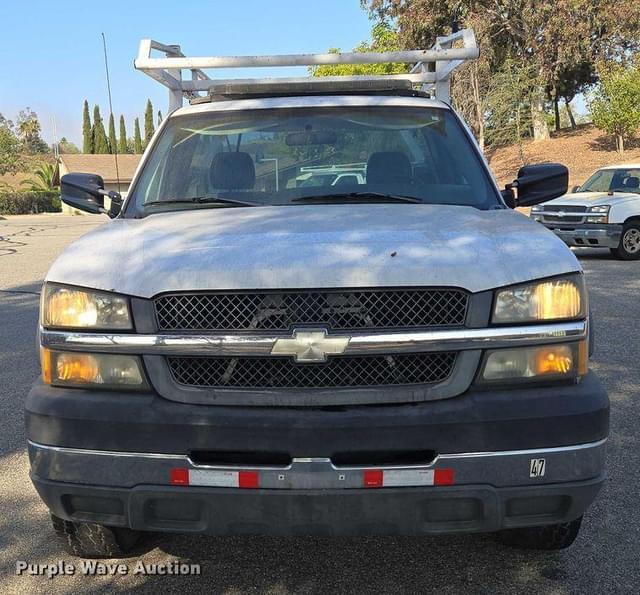 Image of Chevrolet 2500HD equipment image 1