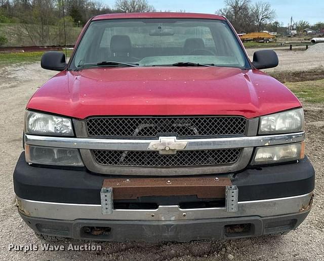 Image of Chevrolet 2500HD equipment image 1