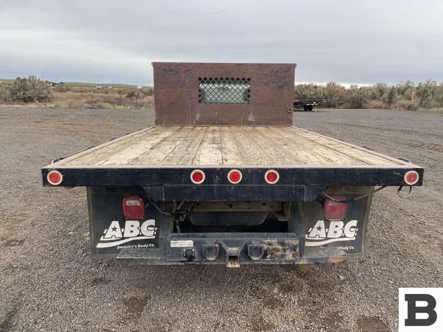 Image of Chevrolet 3500 equipment image 3