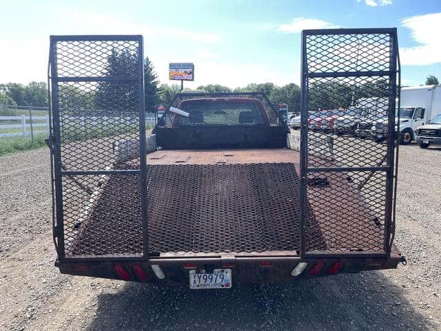 Image of Chevrolet 3500 equipment image 3