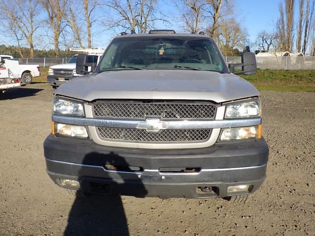 Image of Chevrolet Silverado equipment image 1