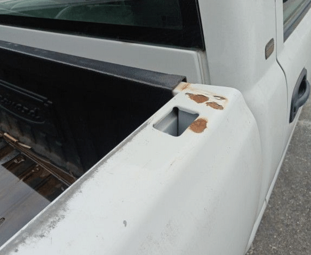 Image of Chevrolet Silverado equipment image 2