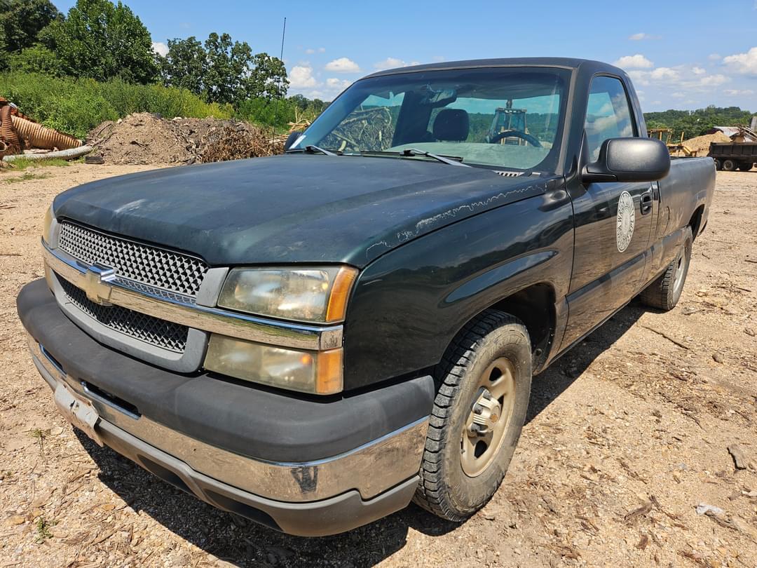 Image of Chevrolet Silverado Primary image