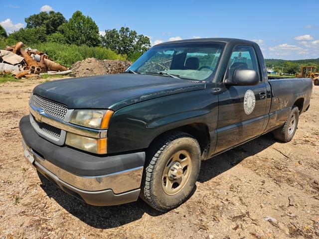 Image of Chevrolet Silverado equipment image 1