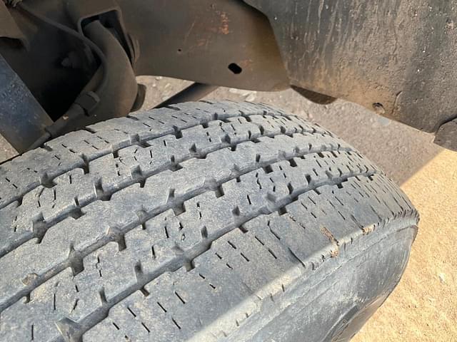 Thumbnail image Chevrolet 3500 16