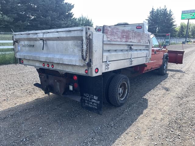 Image of Chevrolet Silverado equipment image 4