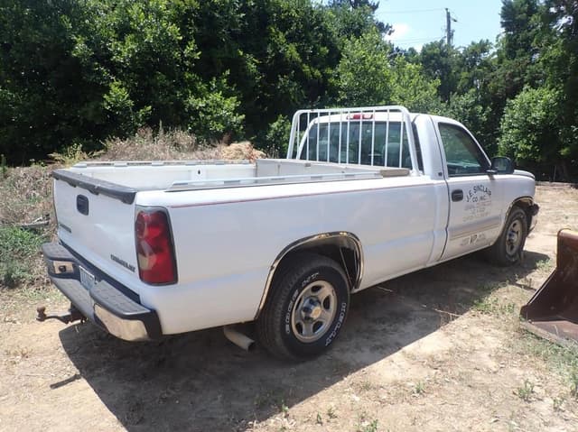 Image of Chevrolet 1500 equipment image 2