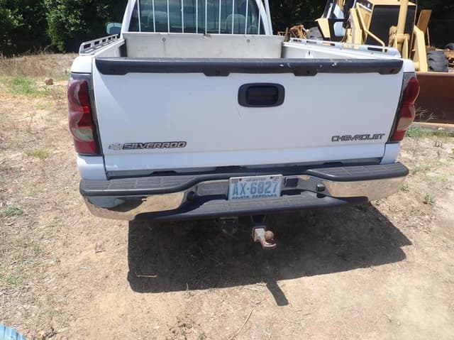 Image of Chevrolet 1500 equipment image 4