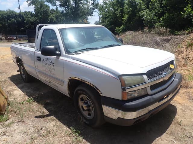 Image of Chevrolet 1500 equipment image 1