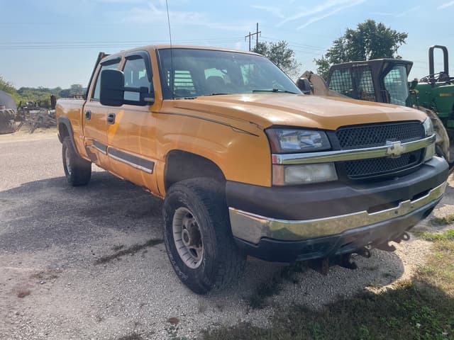 Image of Chevrolet 2500 equipment image 1