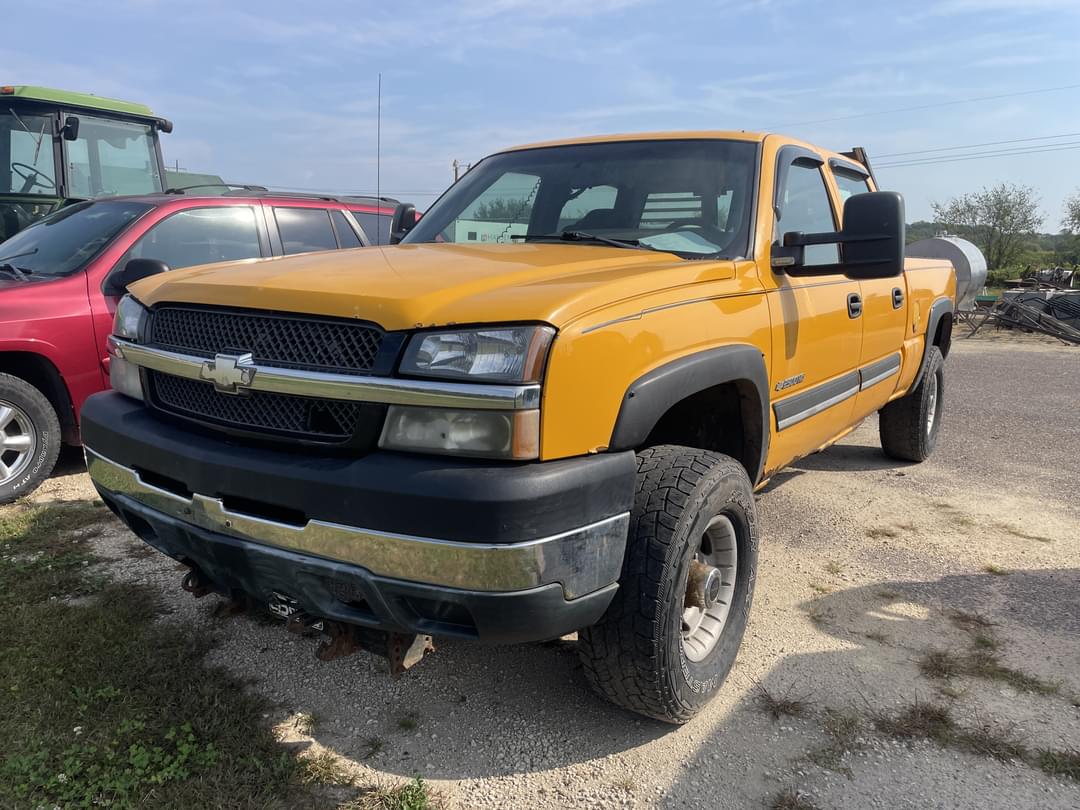 Image of Chevrolet 2500HD Primary image