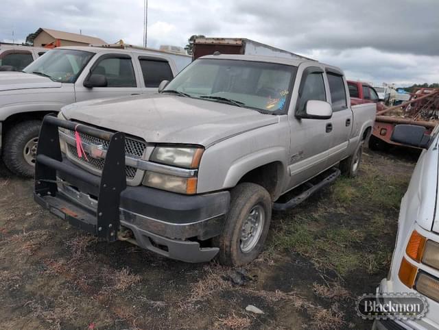 Image of Chevrolet 2500HD equipment image 1