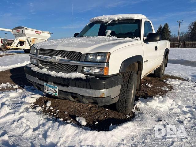 Image of Chevrolet 2500HD equipment image 1