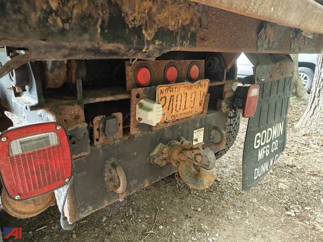 Image of Chevrolet C8500 equipment image 2