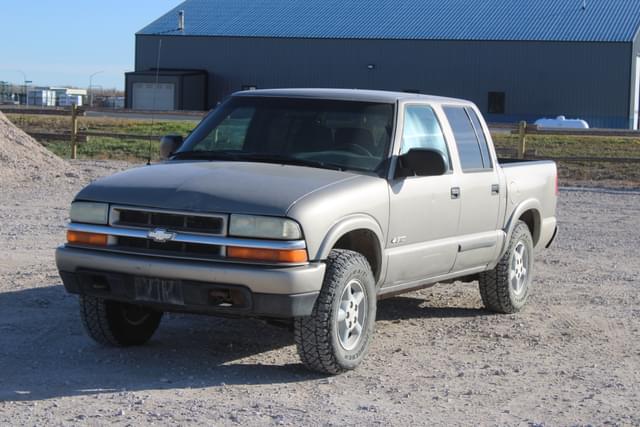 Image of Chevrolet S10 equipment image 1