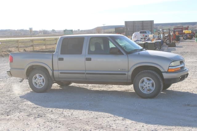 Image of Chevrolet S10 equipment image 4