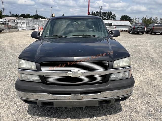 Image of Chevrolet 1500 equipment image 1