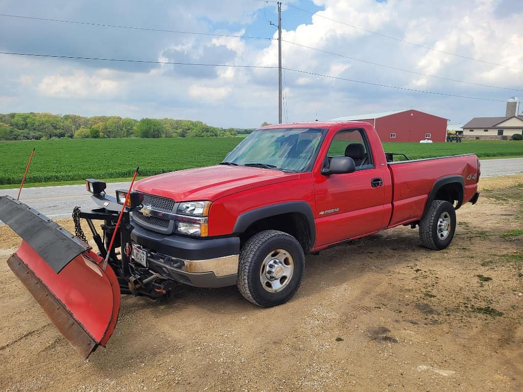 Image of Chevrolet 2500HD Primary image