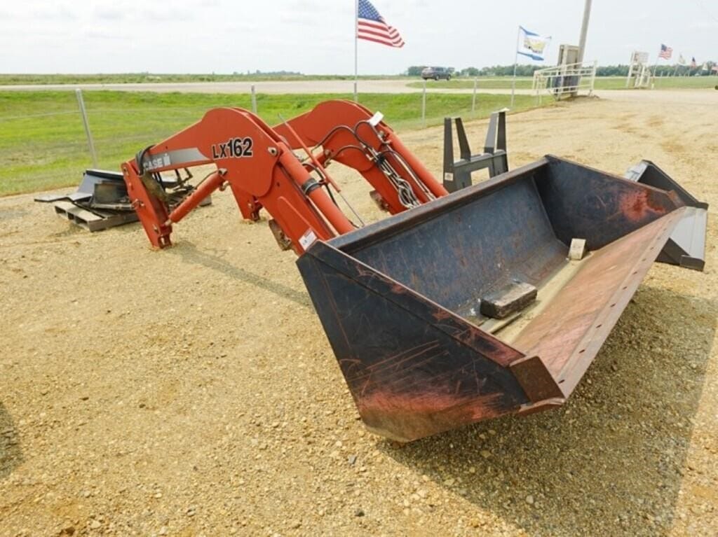 2004 Case IH LX162 Equipment Image0