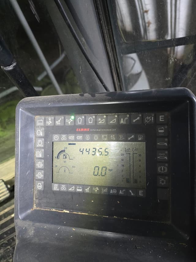 Image of CLAAS Jaguar 870 equipment image 2