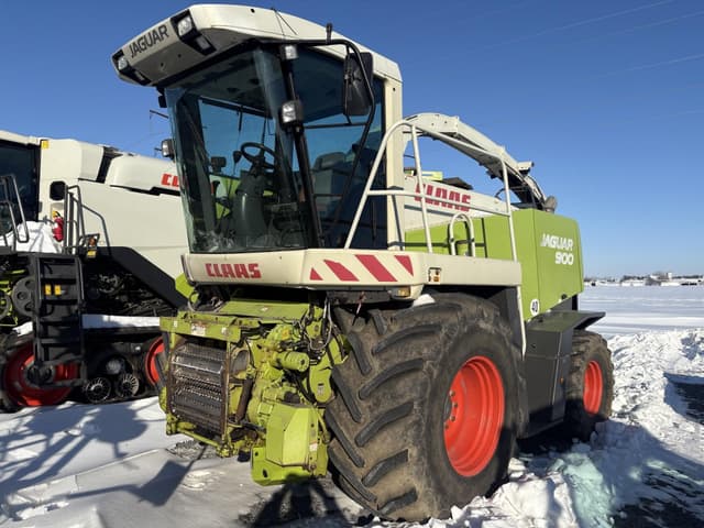 Image of CLAAS Jaguar 900 equipment image 4