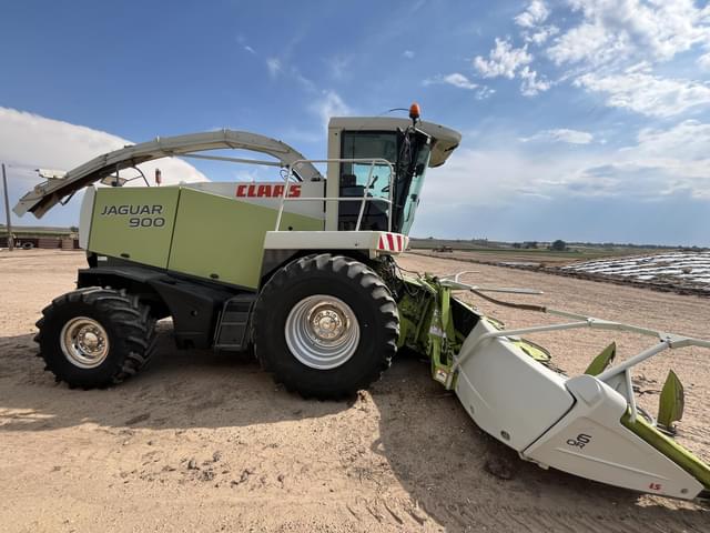 Image of CLAAS Jaguar 900 equipment image 2
