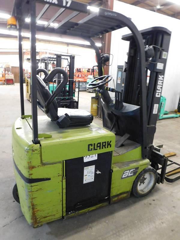 Image of Clark TMX17 equipment image 3