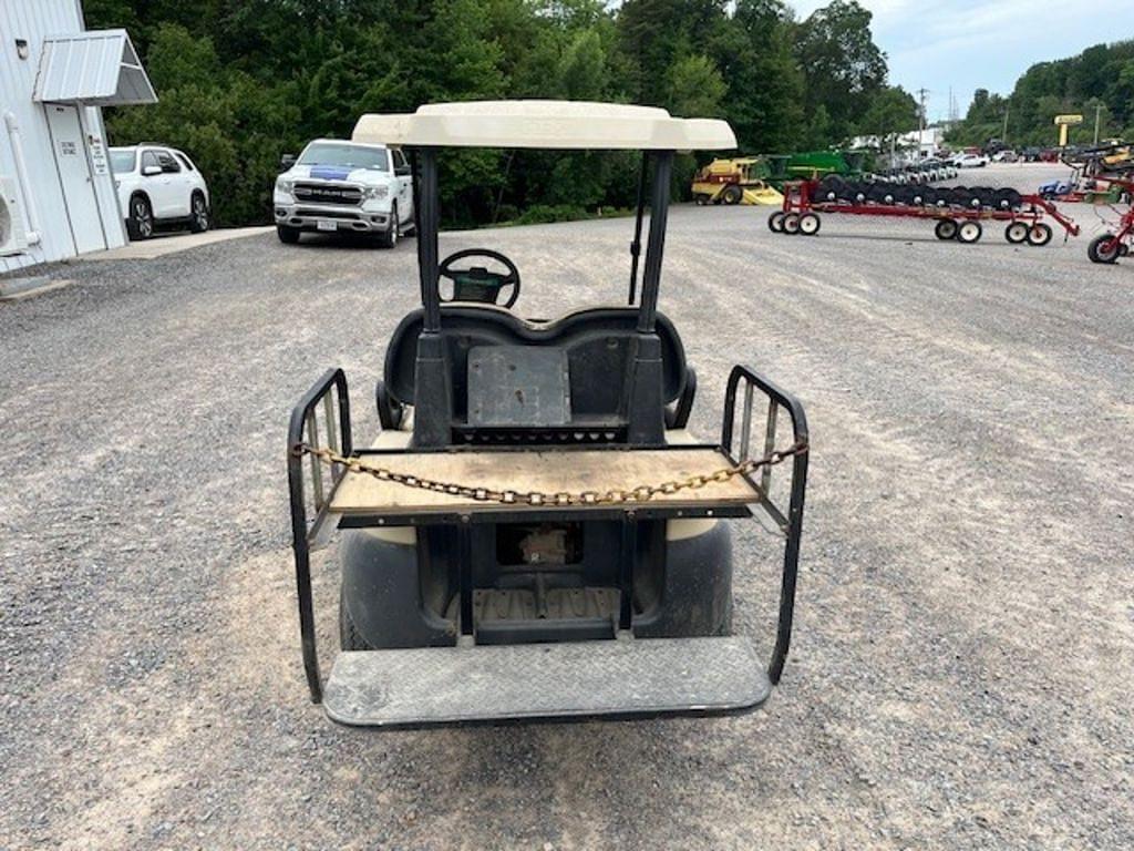 Image of Club Car Undetermined Image 1