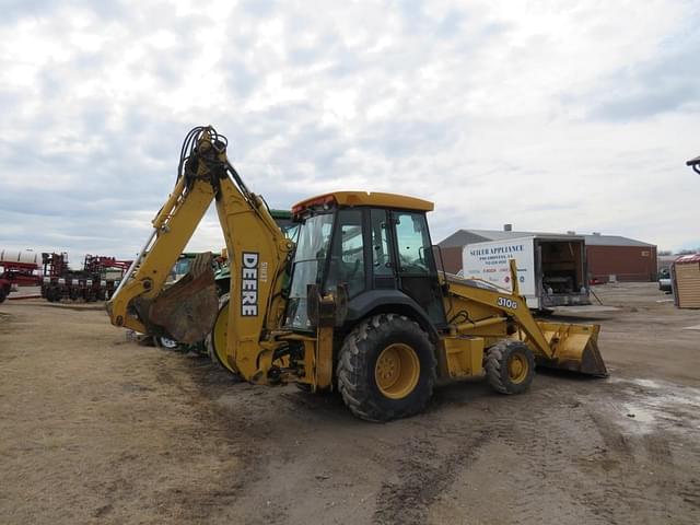 Image of John Deere 310G equipment image 1