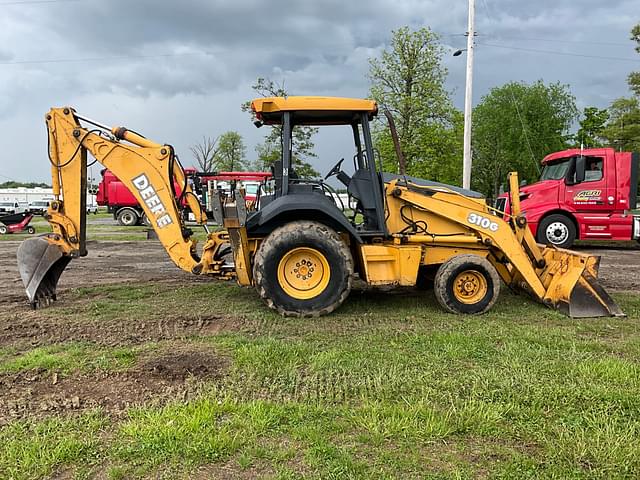 Image of John Deere 310G equipment image 3